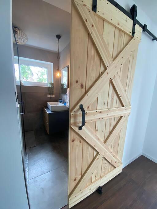 Gemuetliche Wohnung -Schwarzwald Neuweiler  外观 照片